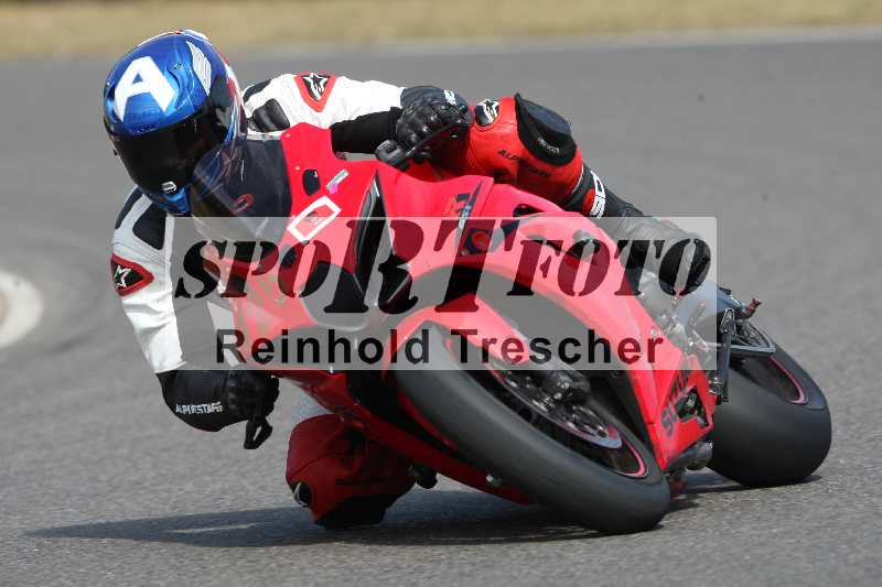 Archiv-2022/55 14.08.2022 Plüss Moto Sport ADR/Freies Fahren/425
